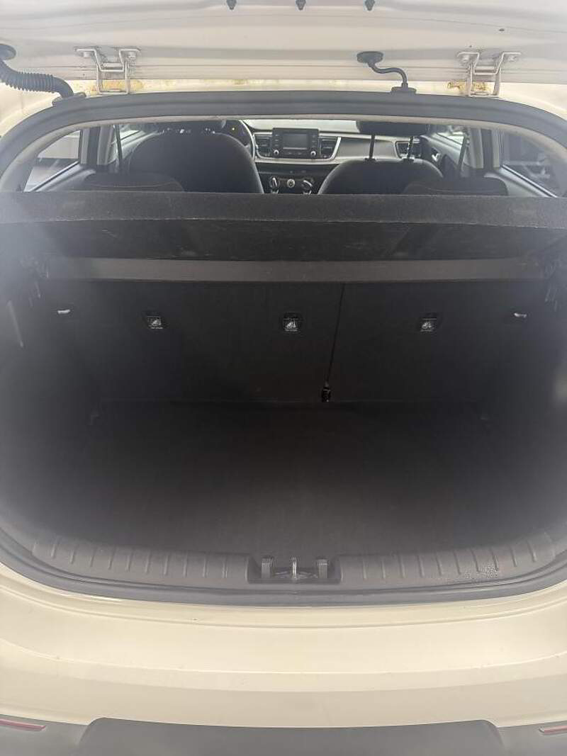 Kia Rio5 2019 LX / MANUEL + CAMERA + BLUETOOTH + BAS KM ++++ — photo 17