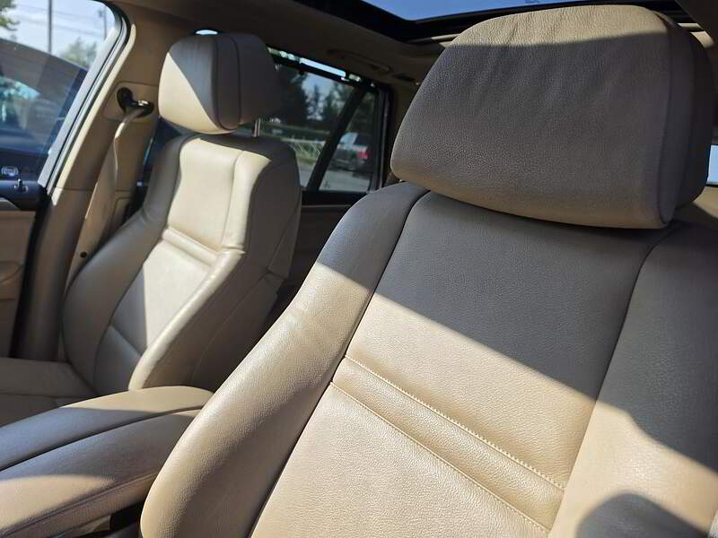 BMW X5 2012 35i + AWD + TOIT + GPS + CAMERA + CUIR + BLUETOOTH + BAS KM +++ — photo 10