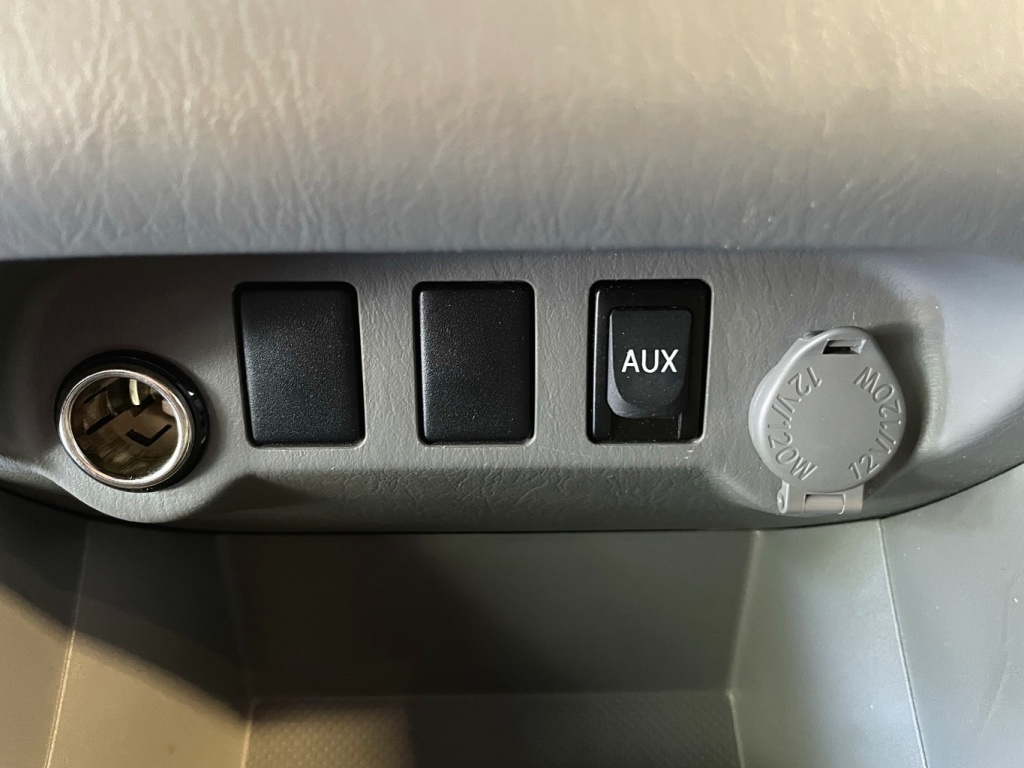 Toyota Tacoma  2011 — photo 26