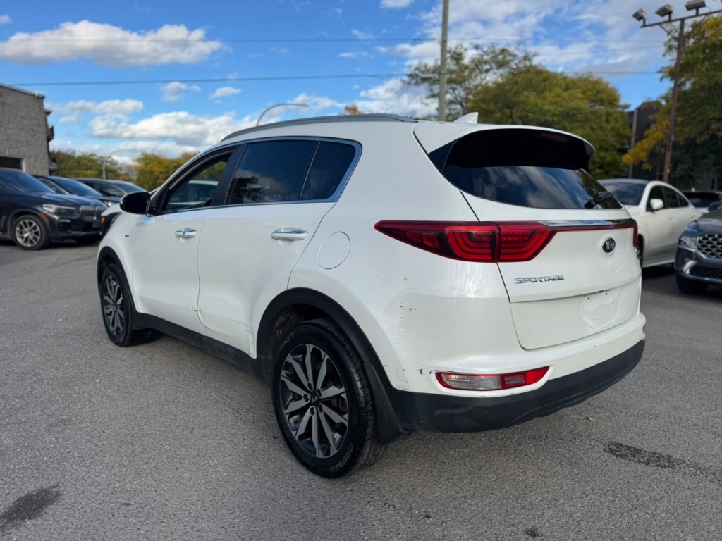 KIA Sportage EX 2018 — photo 11