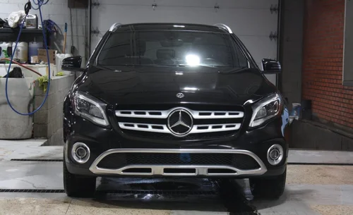 2019 MERCEDES GLA 250 4MATIC — photo 2