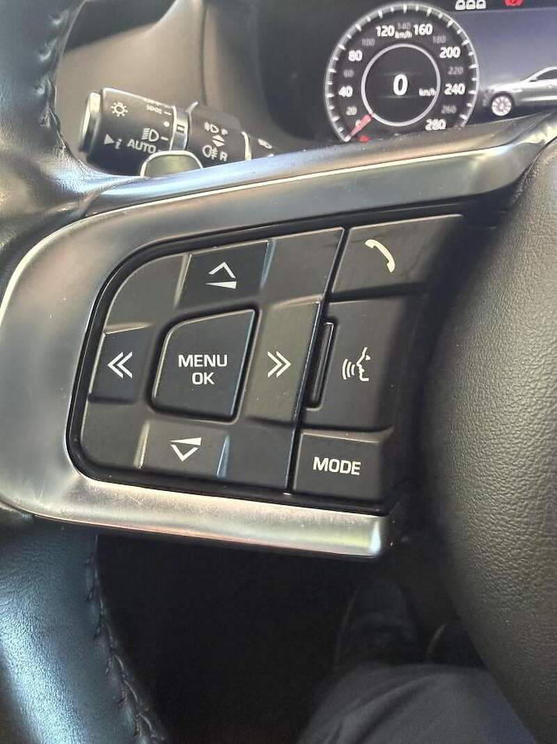 Jaguar F-PACE 2020 S / TOIT + GPS + CAMERA + CUIR + BLUETOOTH + BAS KM +++ — photo 14