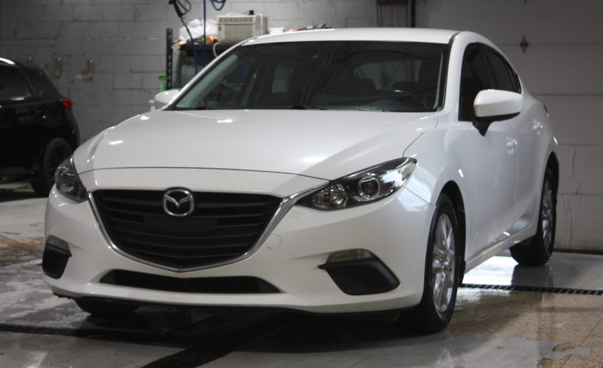 2014 MAZDA 3 GX SKY HATCHBACK — photo 3
