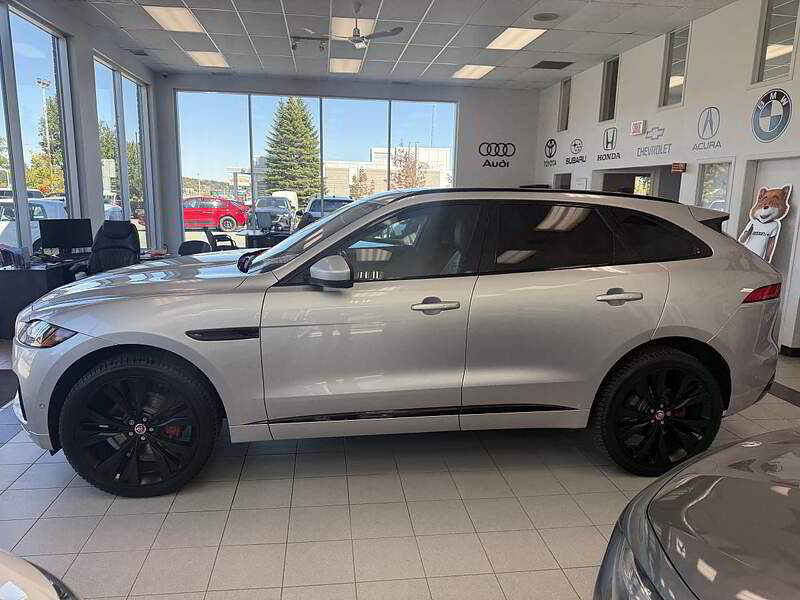 Jaguar F-PACE 2020 S / TOIT + GPS + CAMERA + CUIR + BLUETOOTH + BAS KM +++ — photo 7