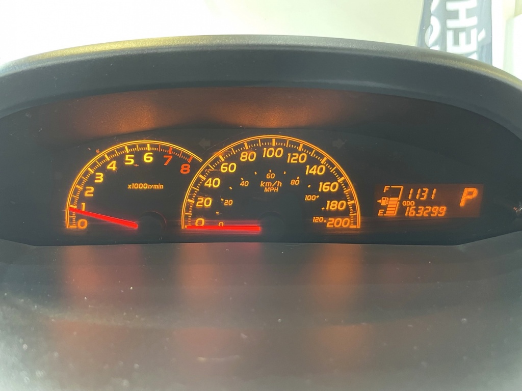 Toyota Yaris CE 2010 — photo 20