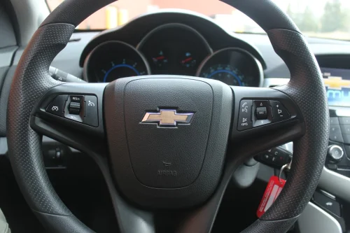 CHEVROLET Cruze — photo 11