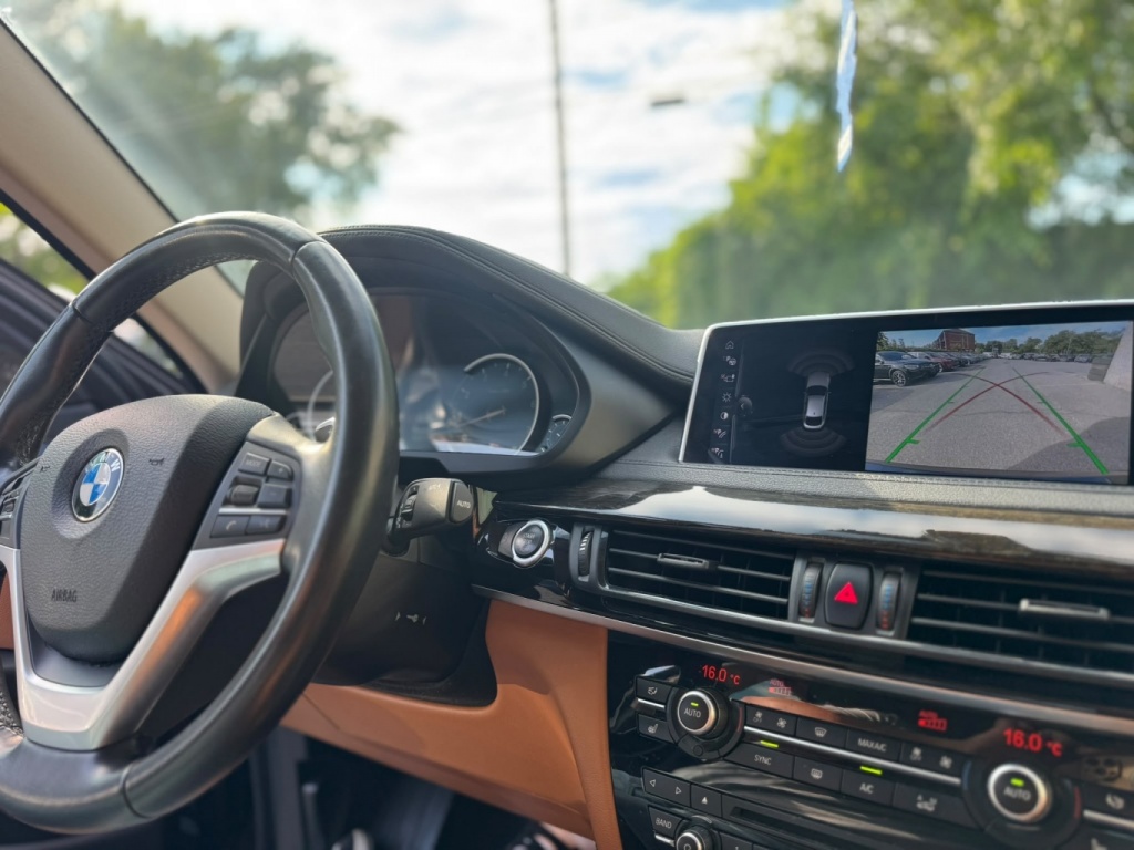 BMW X6 xDrive35i 2017 — photo 12
