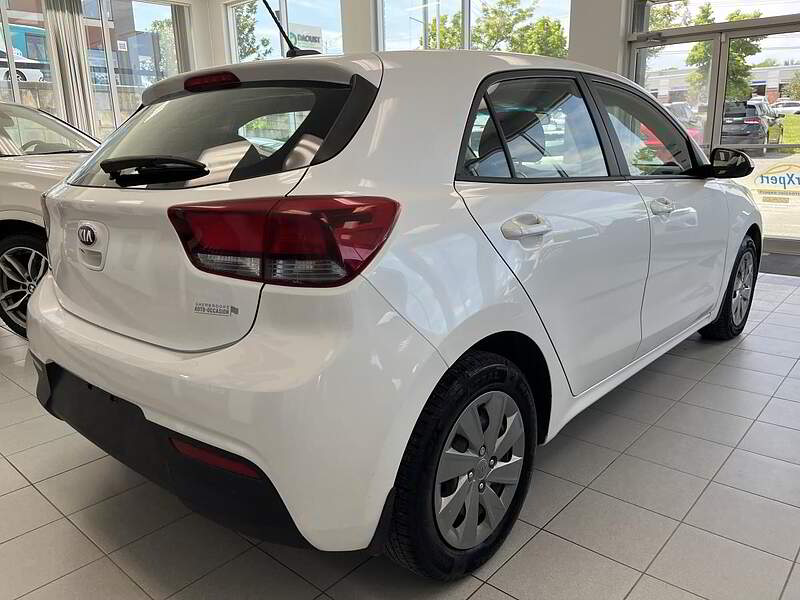 Kia Rio5 2020 LX / AUTO + CAMERA + BLUETOOTH ++++ — photo 5