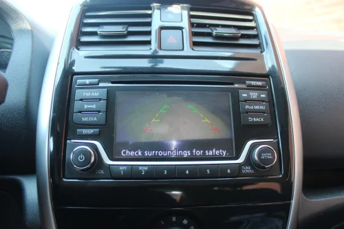 NISSAN Versa Note — photo 22