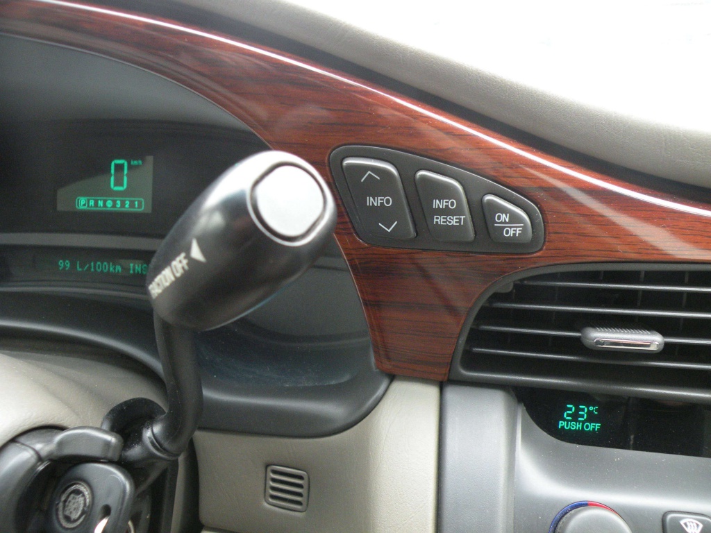 Cadillac Deville  2000 — photo 17