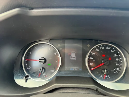 Toyota RAV4 LE 2019 — photo 10