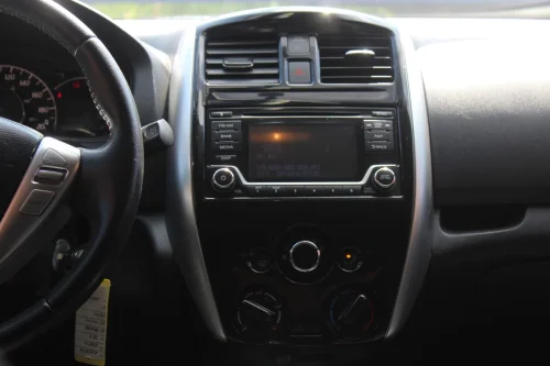 NISSAN Versa Note — photo 15