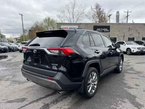 Toyota RAV4 Limitée 2019 — photo 7