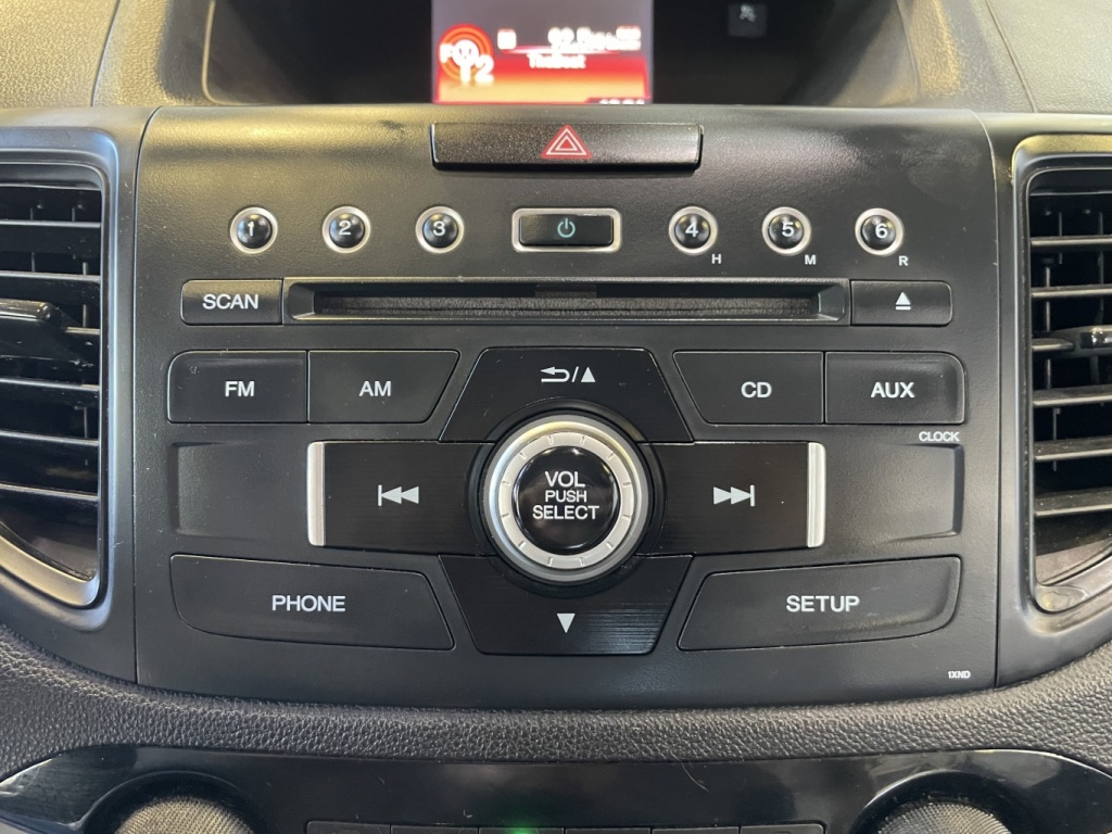 Honda CR-V LX 2015 — photo 23