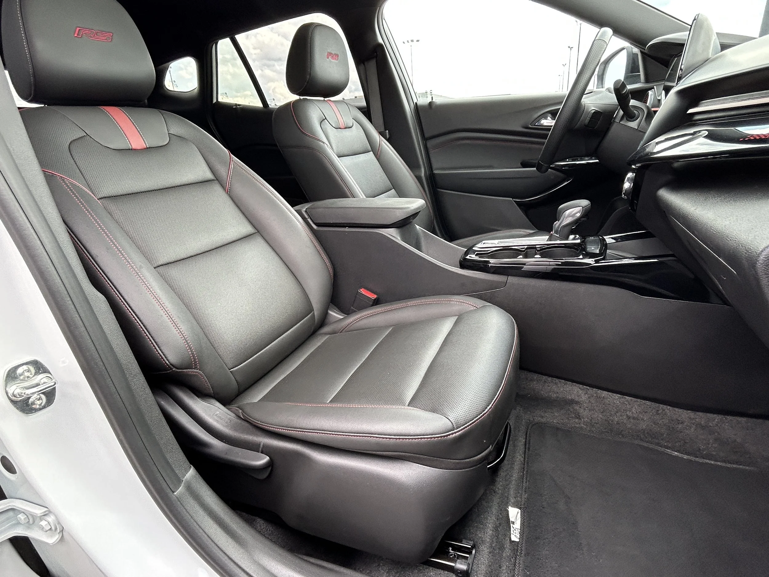 2025 Chevrolet Trax 2RS — photo 11