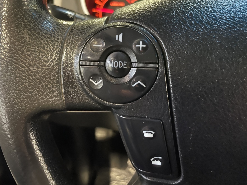 Toyota Tundra SR5 2010 — photo 21