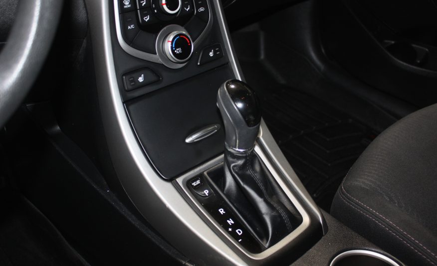 2015 HYUNDAI ELANTRA GL — photo 11