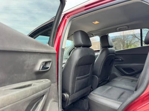 Chevrolet Trax LT 2021 — photo 11