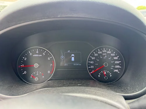 KIA Sportage LX 2017 — photo 13