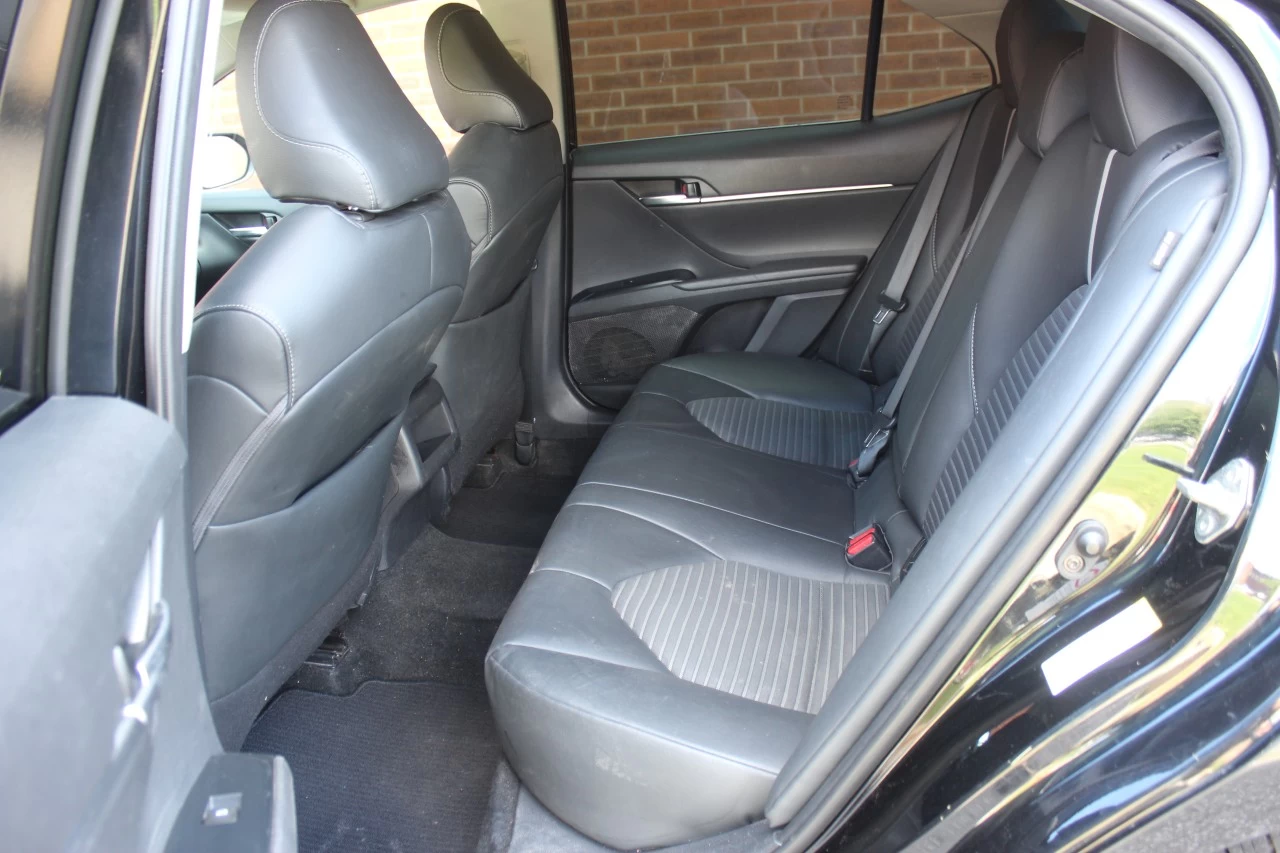 TOYOTA Camry — photo 9