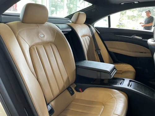 Mercedes-Benz CLS-Class CLS 550 2012 — photo 32