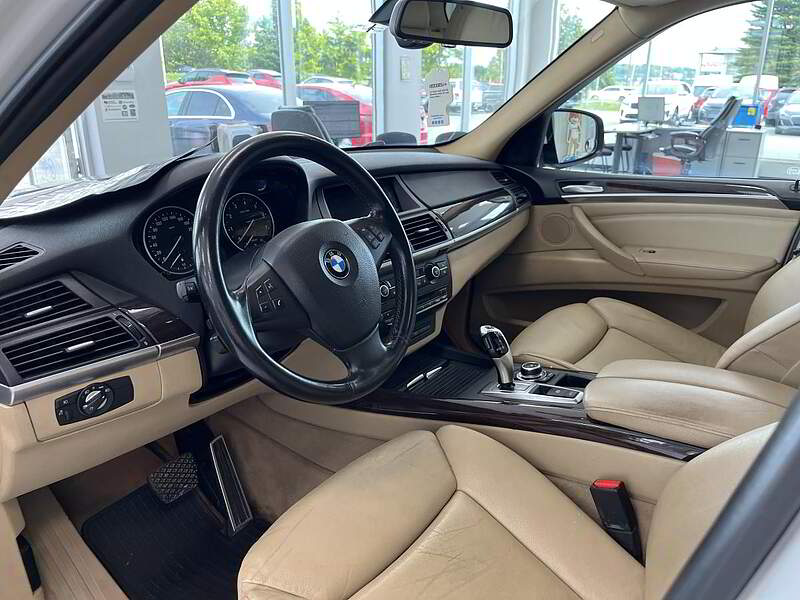 BMW X5 2012 35i + AWD + TOIT + GPS + CAMERA + CUIR + BLUETOOTH + BAS KM +++ — photo 11