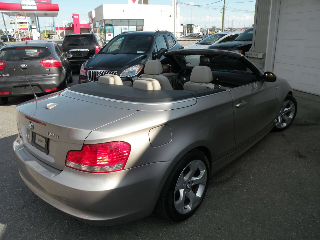BMW Serie 1 128i 2009 — photo 21
