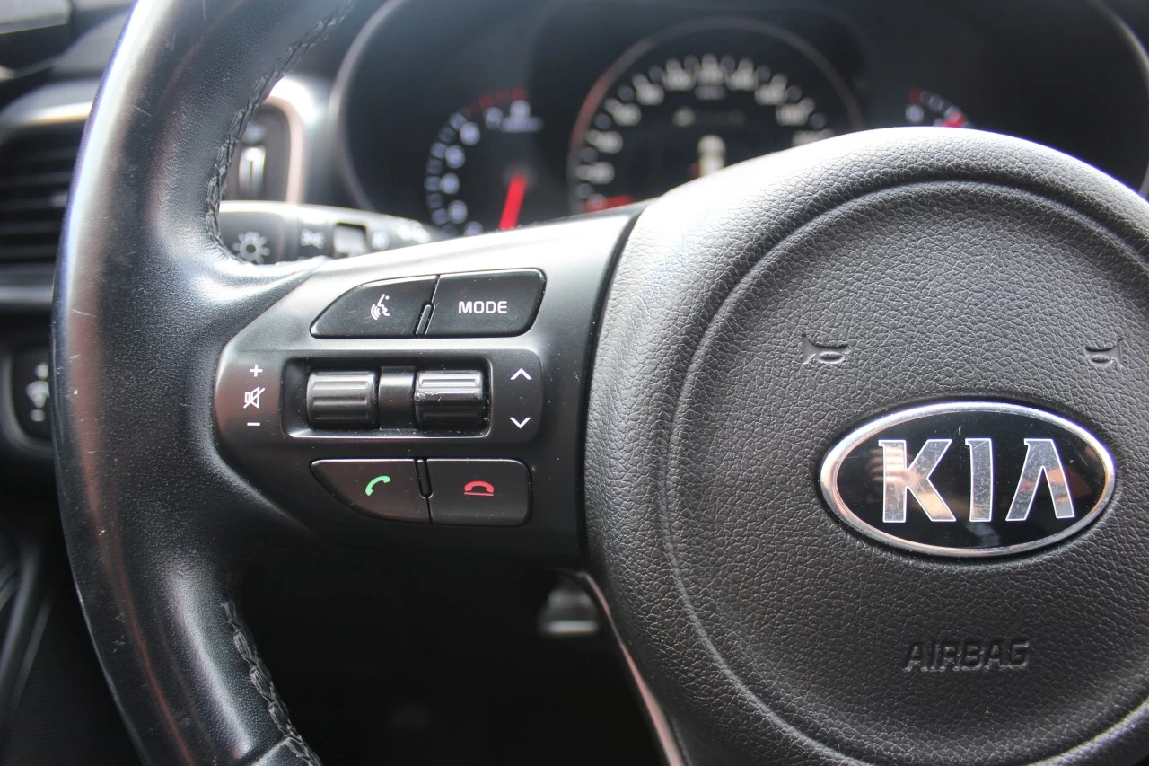 KIA Sorento — photo 14