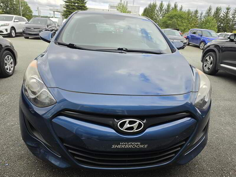 Hyundai Elantra GT 2014 GL / AUTO + BLUETOOTH + BAS KM +++++ — photo 2