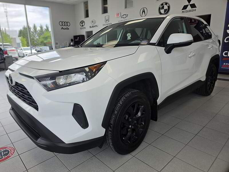 Toyota RAV4 2022 LE