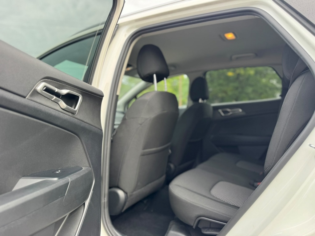 KIA Sportage X-Line 2023 — photo 15