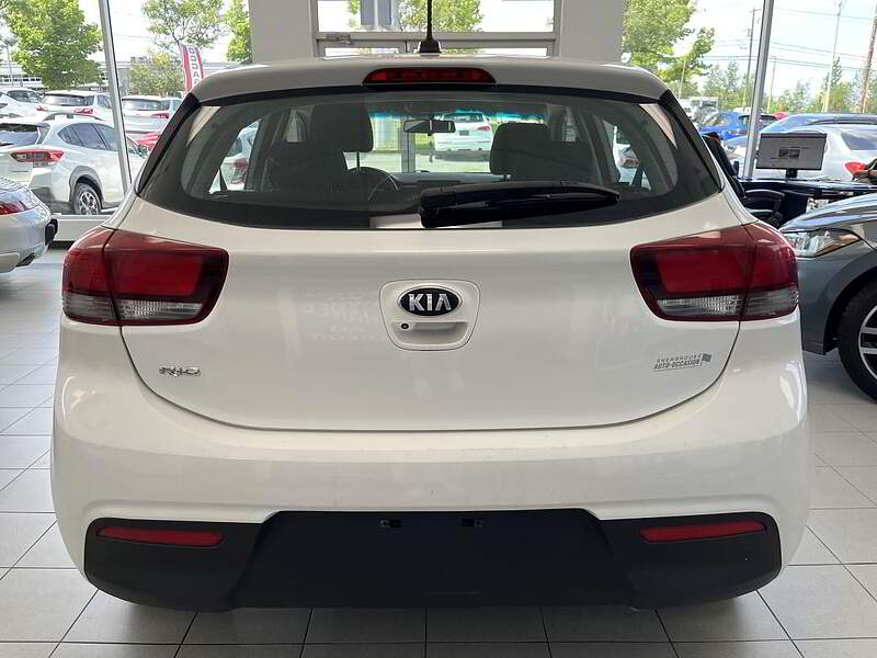 Kia Rio5 2020 LX / AUTO + CAMERA + BLUETOOTH ++++ — photo 7