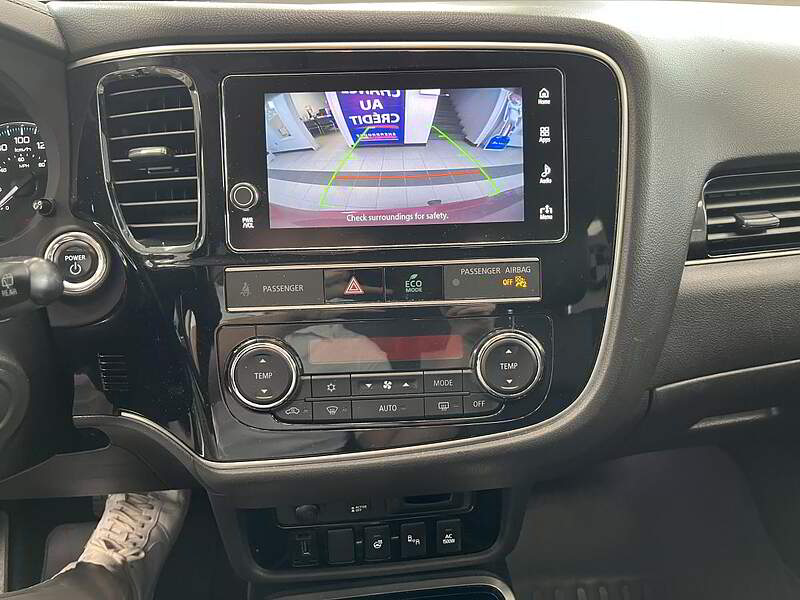 Mitsubishi Outlander PHEV 2019 GT / + AUTO + TOIT + CAMERA + BLUETOOTH + BAS KM ++++ — photo 18