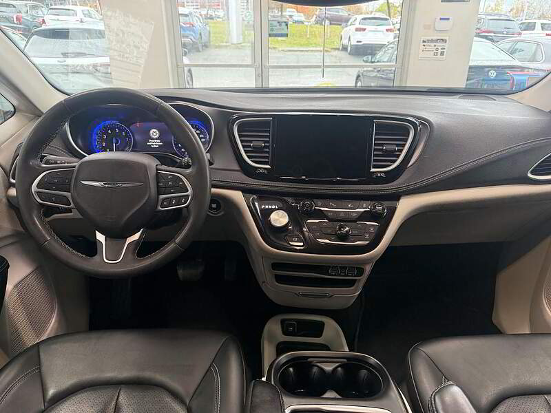 Chrysler Pacifica 2024 Touring-L / AUTO + CAMERA + CUIR + BLUETOOTH +++++ — photo 8