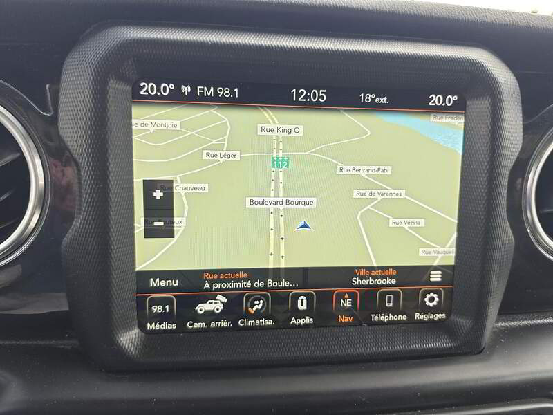 Jeep Wrangler 2021 UNLIMITED ALTITUDE / AUTO + CUIR + GPS + CAMERA + BLUETOOTH ++ — photo 16