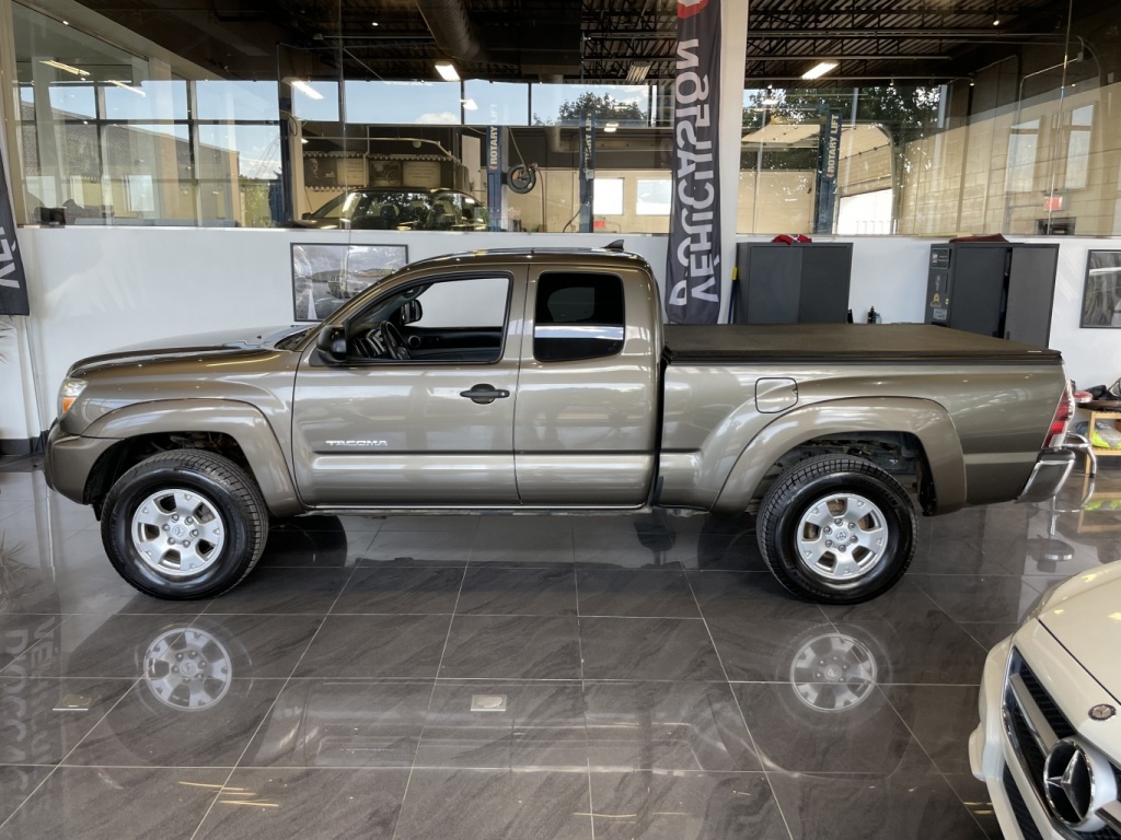 Toyota Tacoma  2012 — photo 4