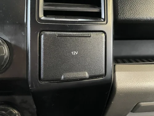 Ford F-150 XLT 2016 — photo 27