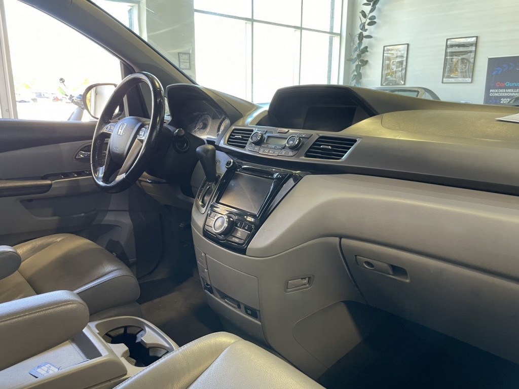 Honda Odyssey EX-L avec Navi 2015 — photo 31
