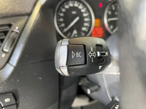 BMW X1 28i 2012 — photo 18