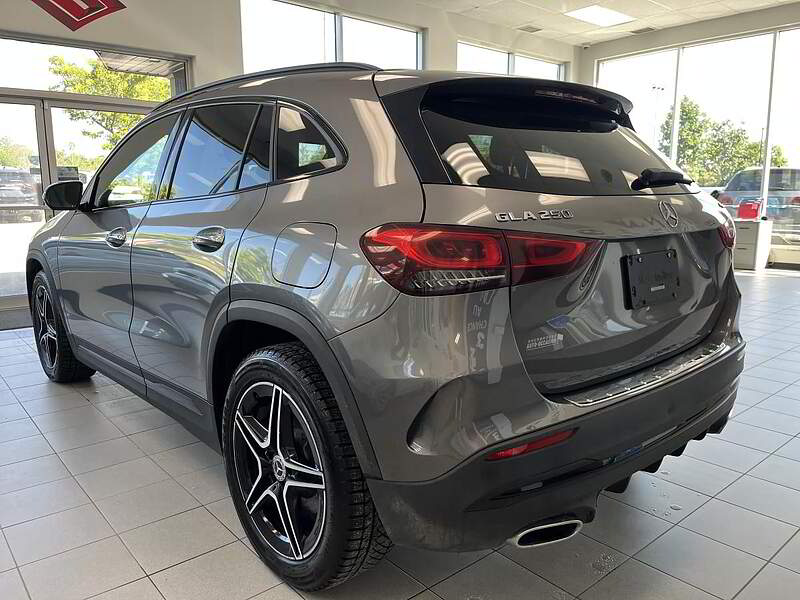 Mercedes-Benz GLA 250 2023 / AMG PACK / 4MATIC / TOIT + CUIR / CAMERA ++++ — photo 6
