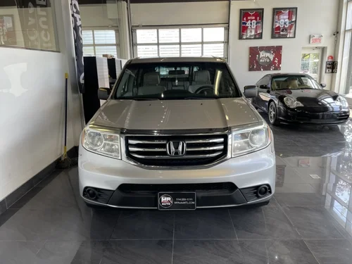 Honda Pilot LX 2013 — photo 2