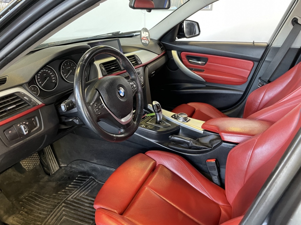 BMW Serie 3 320i xDrive 2014 — photo 17