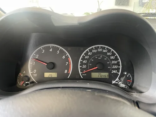 Toyota Corolla CE 2013 — photo 11