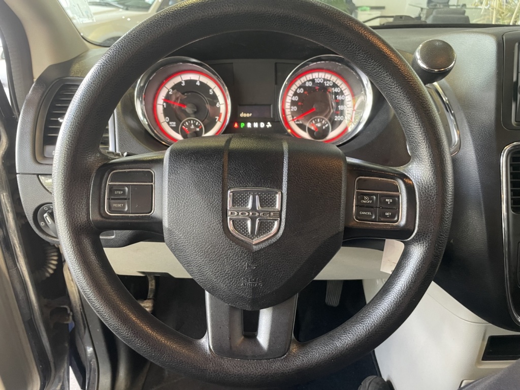 Dodge Grand Caravan SXT 2014 — photo 20