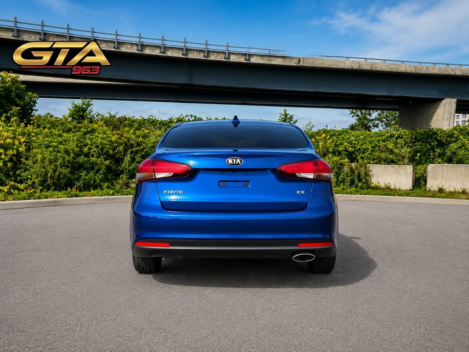2018 Kia Forte — photo 11