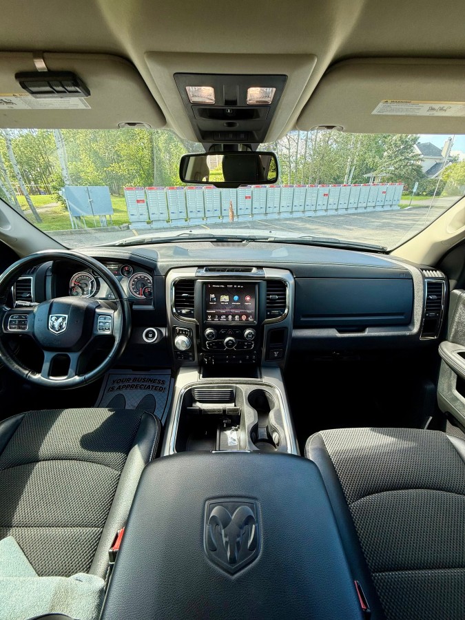 Dodge Ram 1500 Sport 2017 — photo 12