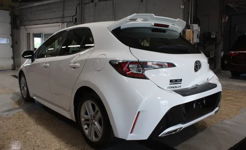 2019 TOYOTA COROLLA HATCHBACK SE — photo 4