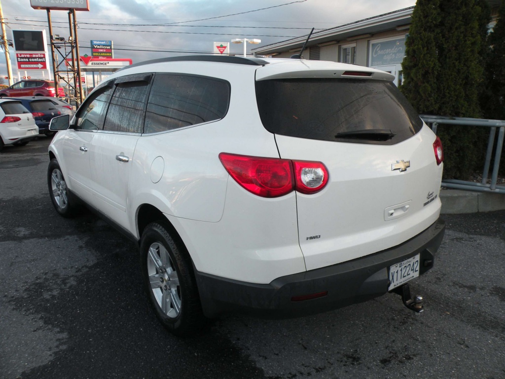 Chevrolet Traverse 2LT 2011 — photo 5