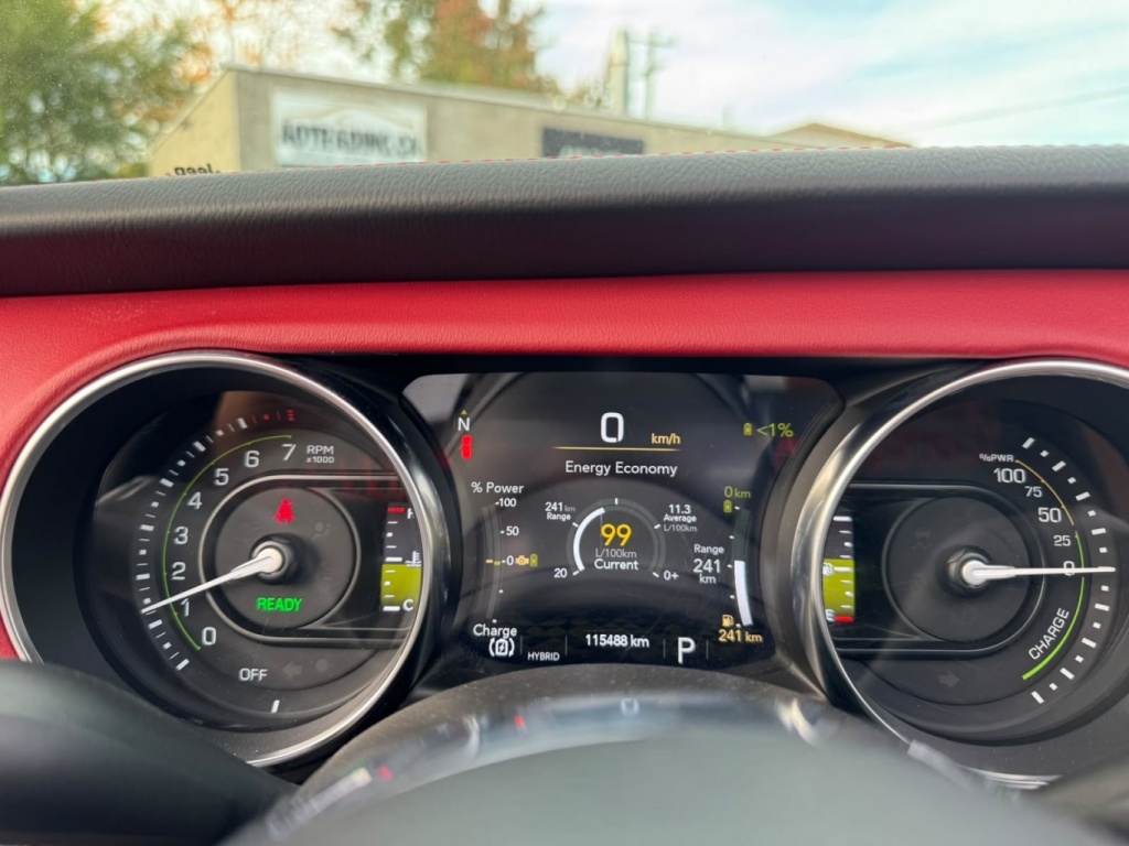 Jeep Wrangler 4xe Rubicon 2023 — photo 17
