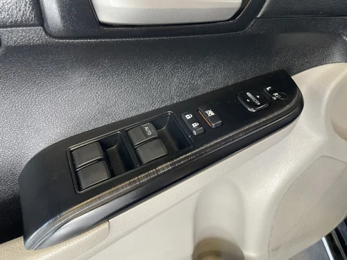 Toyota Camry LE 2014 — photo 21